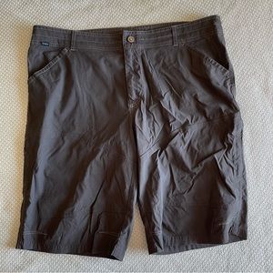 Kuhl men’s hiking shorts size 42